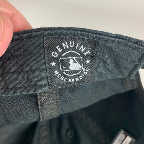 New York Yankees MLB Black 47 Brand Clean Up Relaxed Fit Strapback Hat - Picture 5 of 6